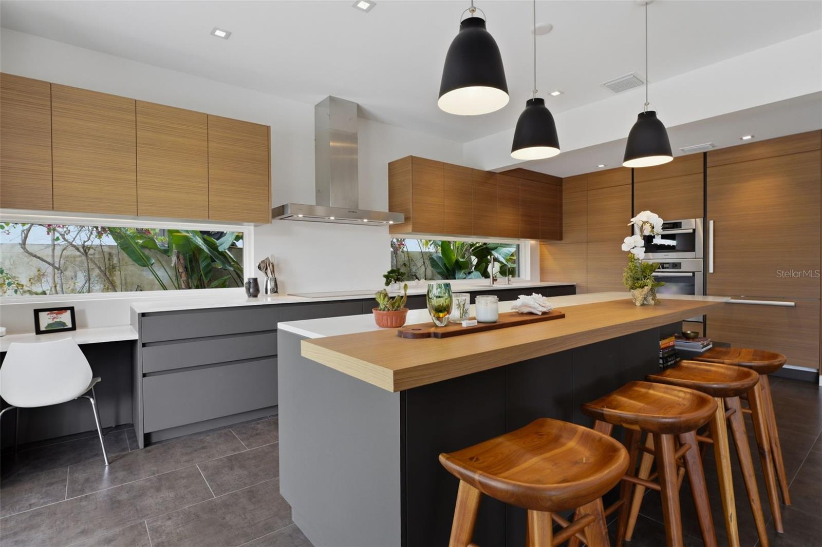 SAINT ARMANDS DIV JOHN RINGLING ESTATES - Residential