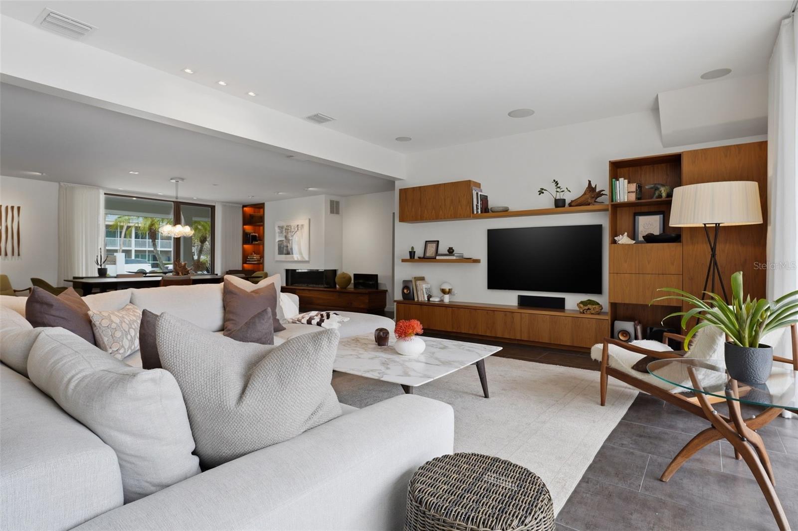 SAINT ARMANDS DIV JOHN RINGLING ESTATES - Residential