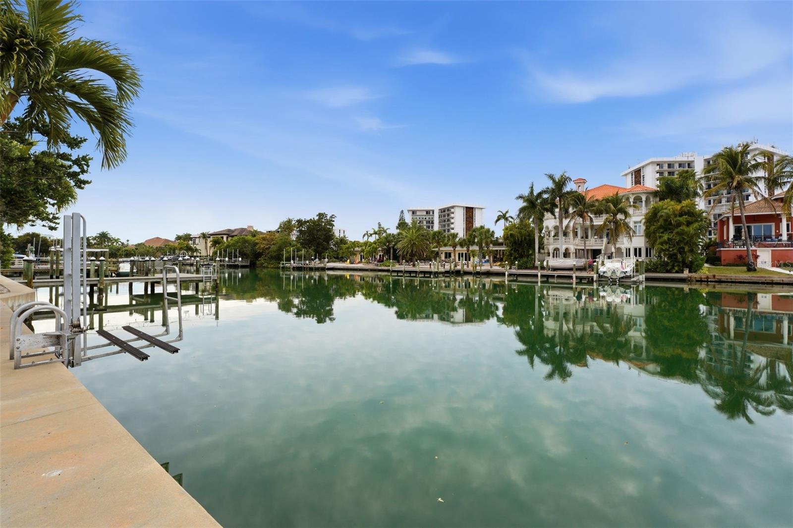 SAINT ARMANDS DIV JOHN RINGLING ESTATES - Residential