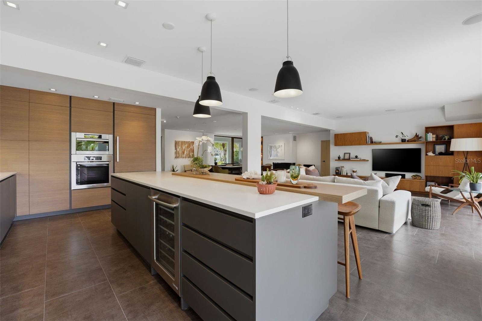 SAINT ARMANDS DIV JOHN RINGLING ESTATES - Residential