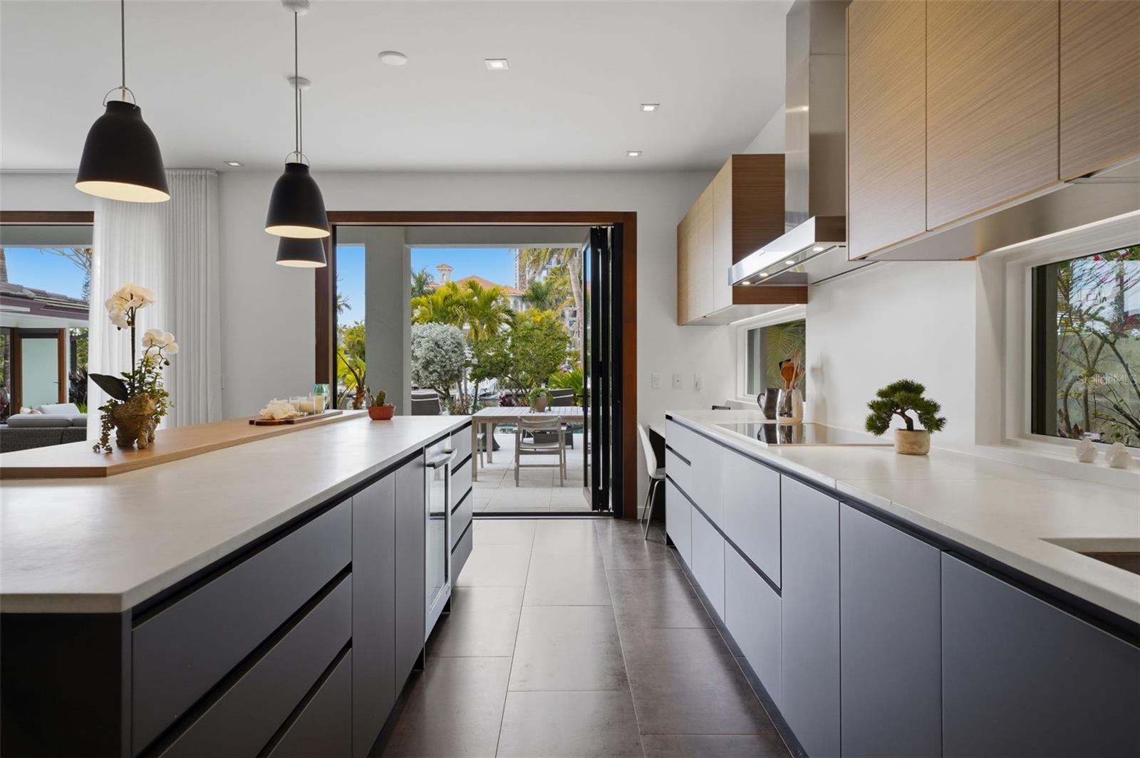 SAINT ARMANDS DIV JOHN RINGLING ESTATES - Residential