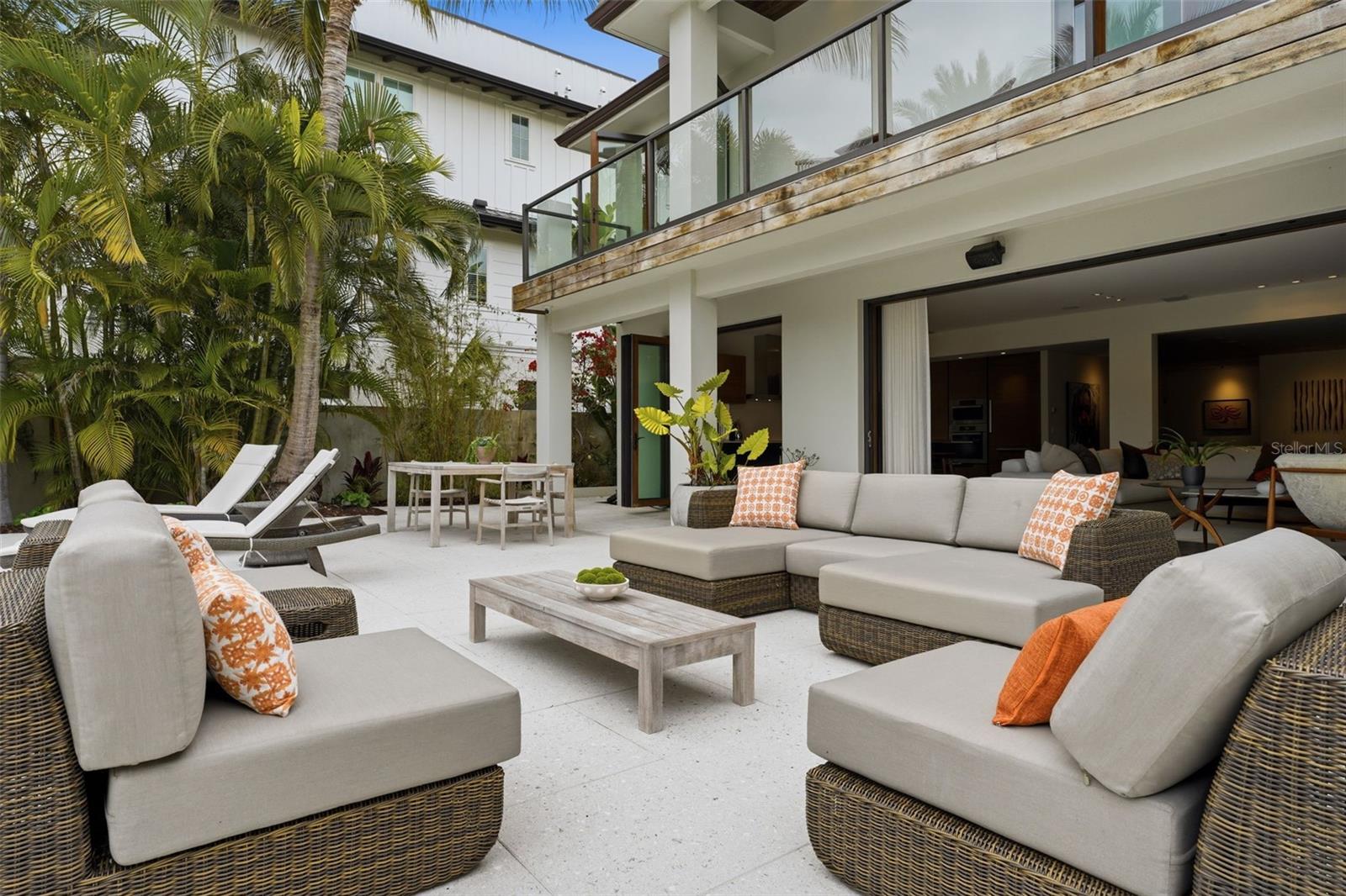 SAINT ARMANDS DIV JOHN RINGLING ESTATES - Residential