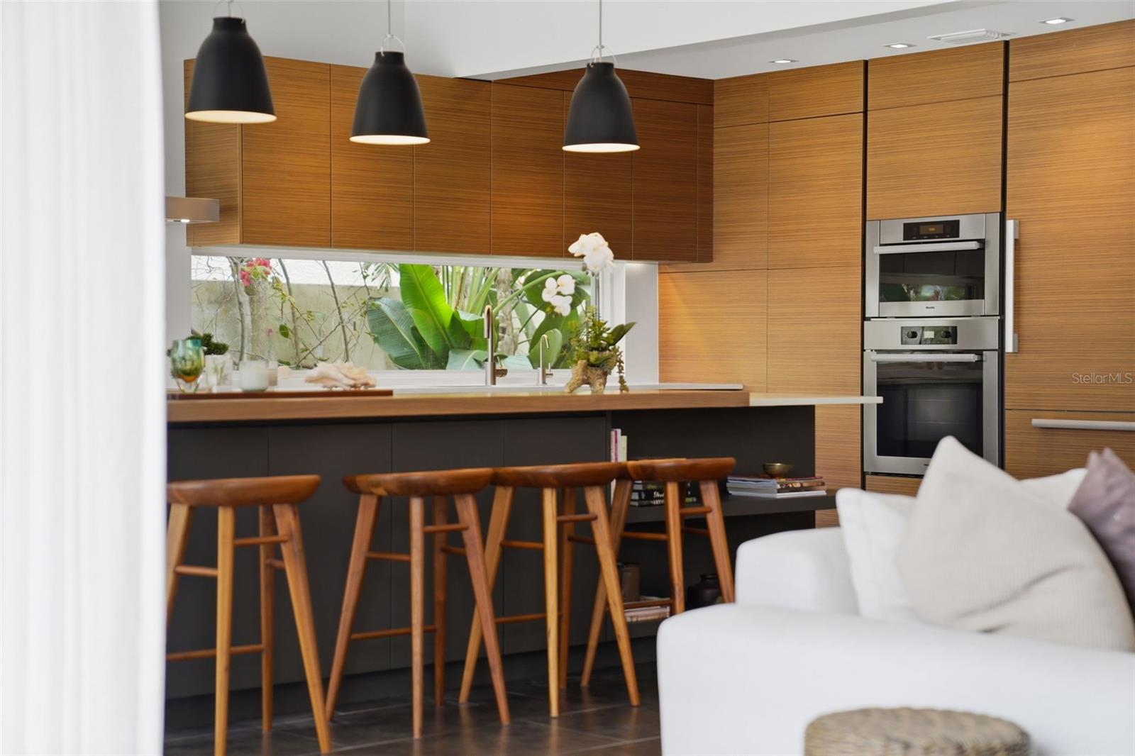 SAINT ARMANDS DIV JOHN RINGLING ESTATES - Residential