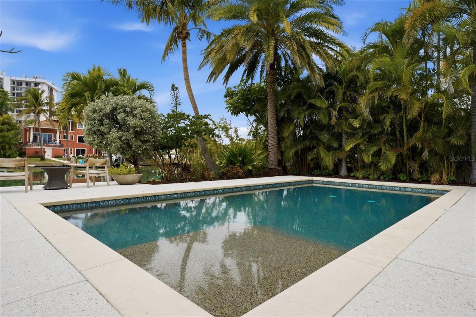 SAINT ARMANDS DIV JOHN RINGLING ESTATES - Residential