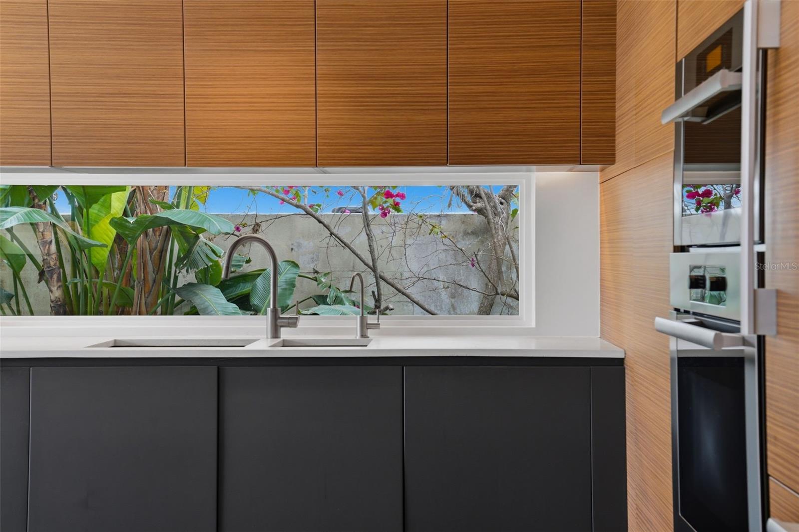 SAINT ARMANDS DIV JOHN RINGLING ESTATES - Residential