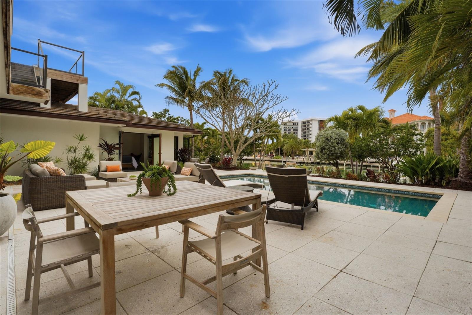 SAINT ARMANDS DIV JOHN RINGLING ESTATES - Residential