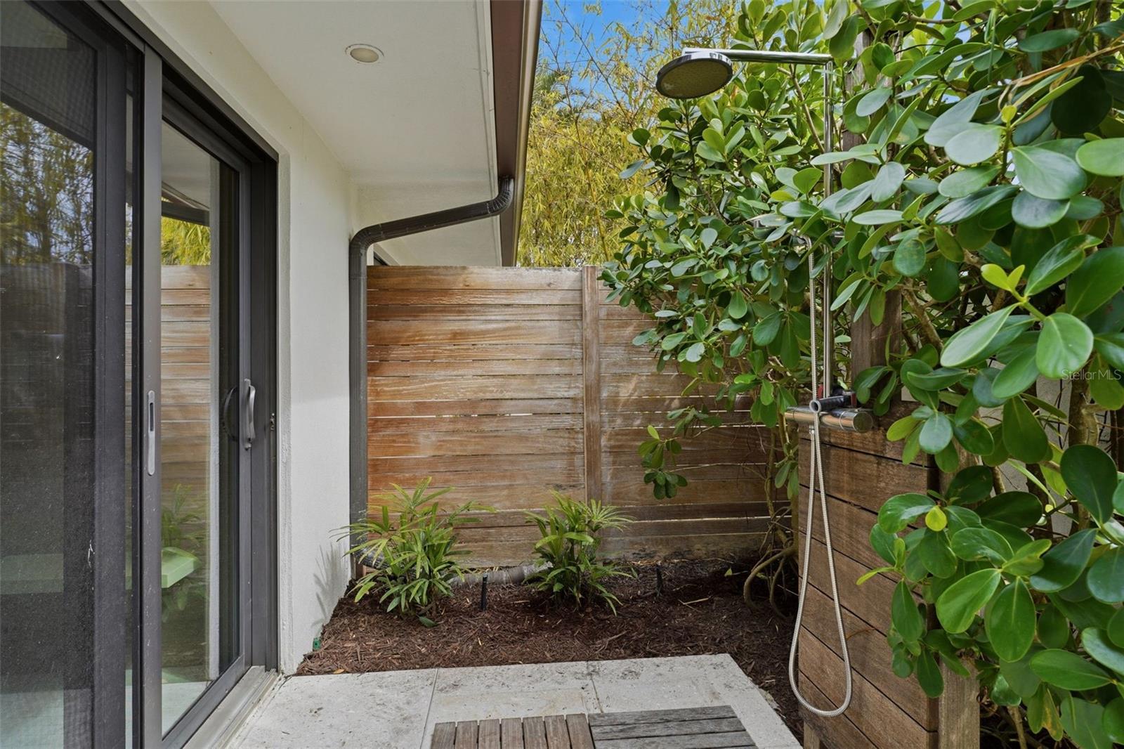 SAINT ARMANDS DIV JOHN RINGLING ESTATES - Residential