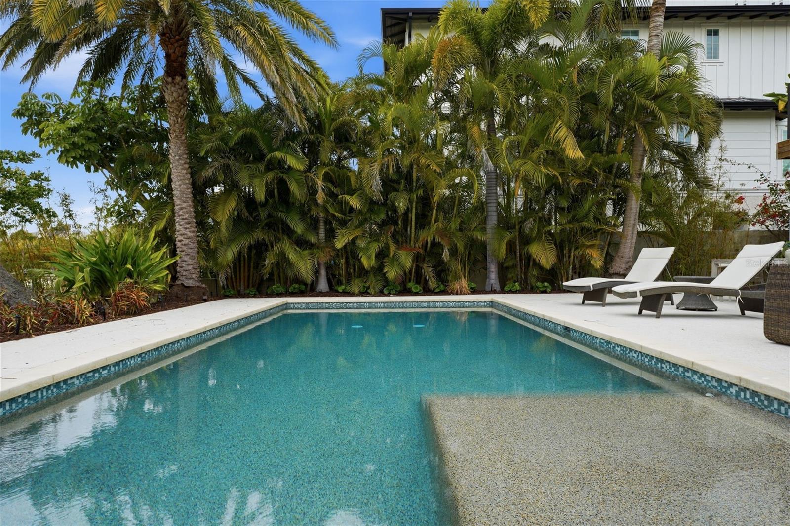 SAINT ARMANDS DIV JOHN RINGLING ESTATES - Residential