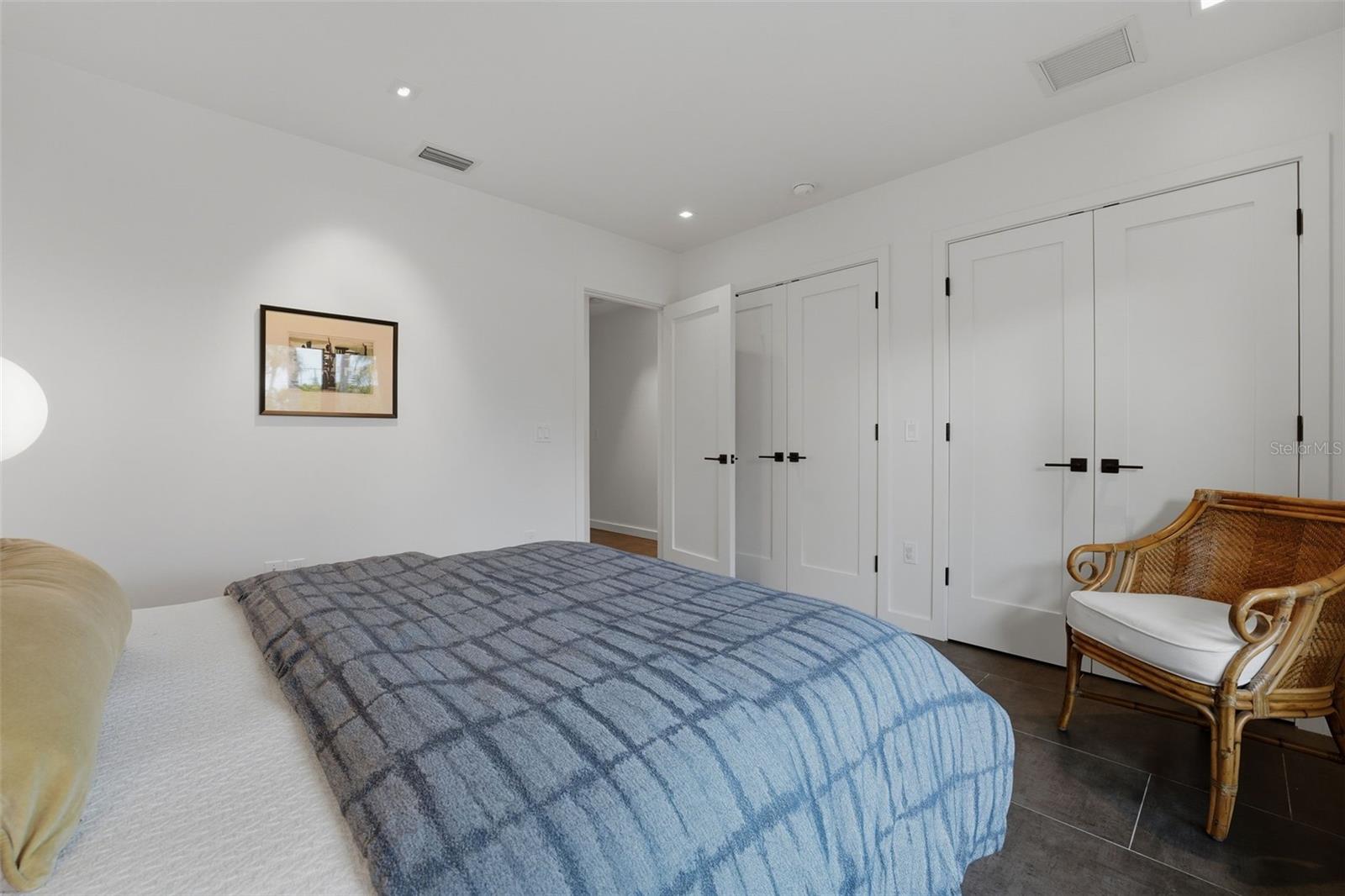 SAINT ARMANDS DIV JOHN RINGLING ESTATES - Residential