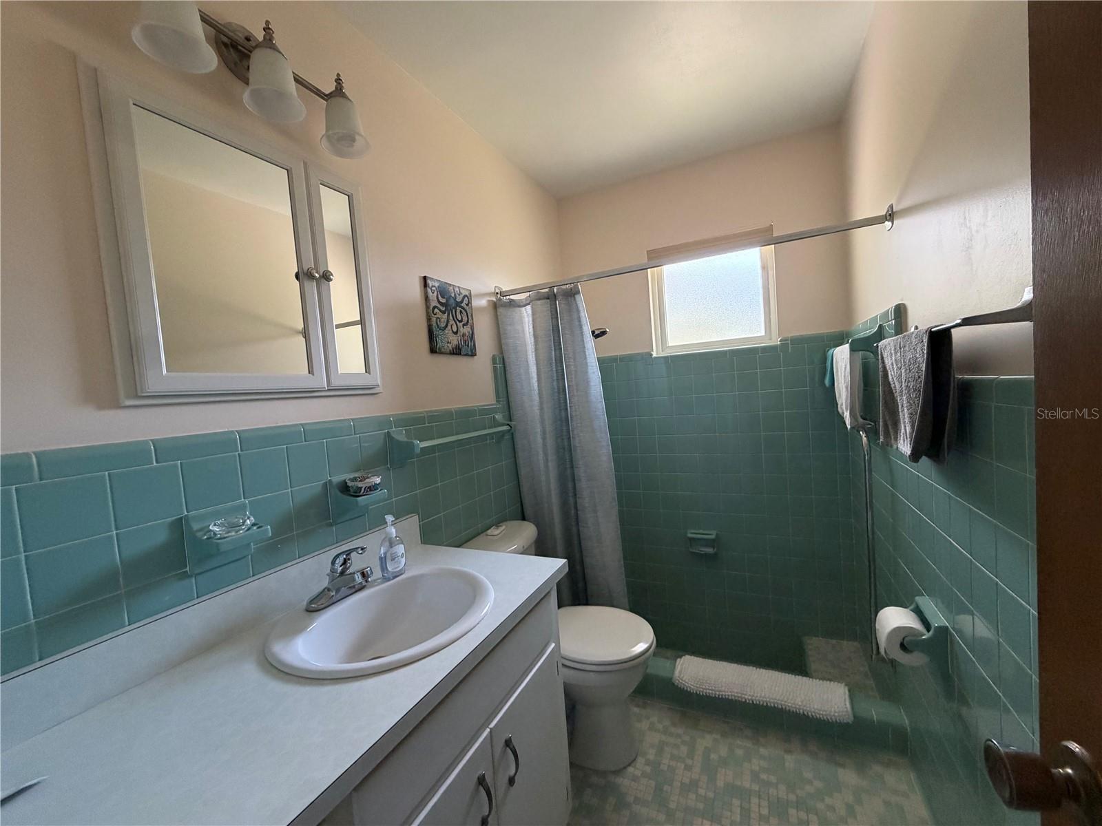 RAINBOW LAKES ESTATE - Residential