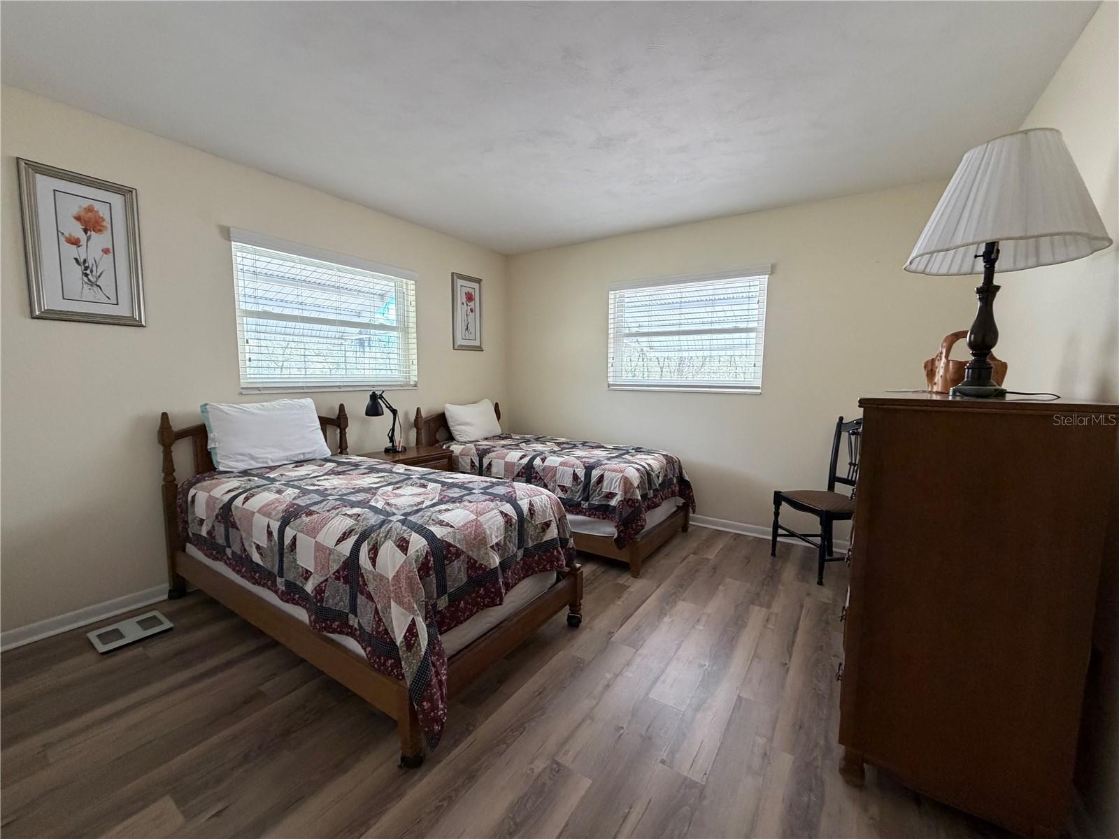 RAINBOW LAKES ESTATE - Residential