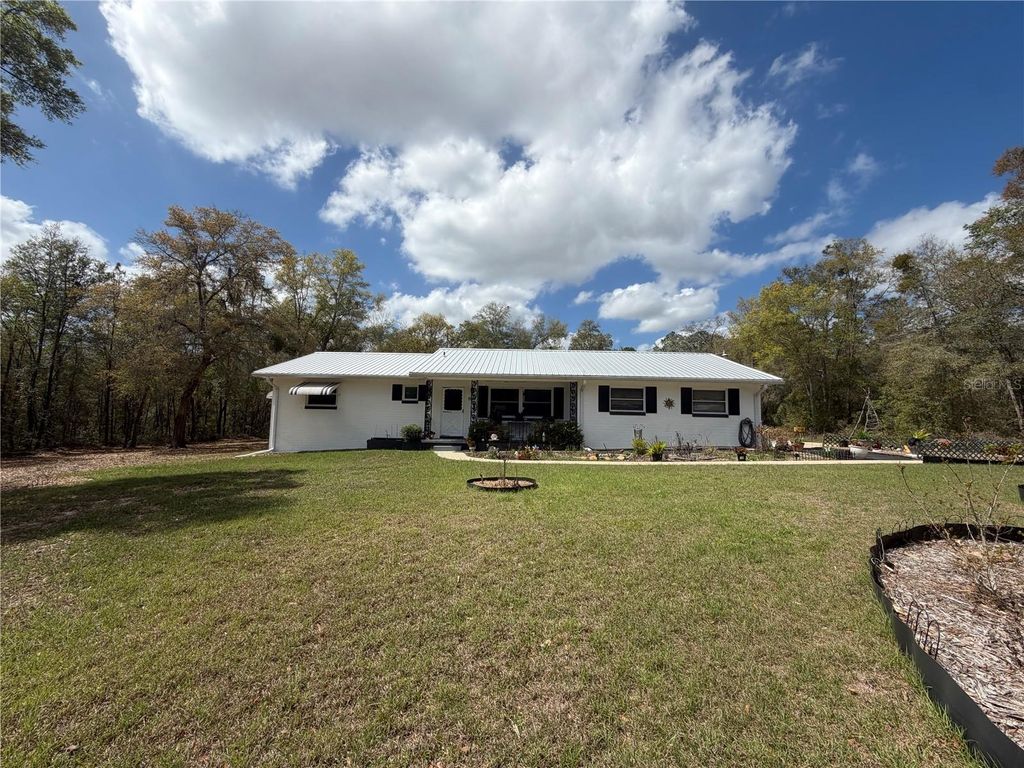 Photo of 4500 SW Freshwater Court, Dunnellon, FL 34431 (MLS # OM720857)