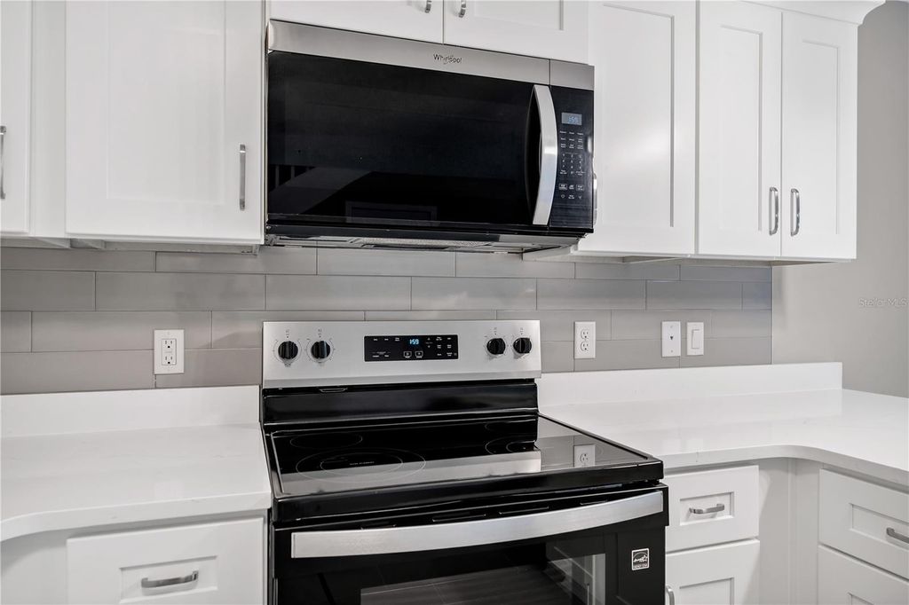 Photo of 37 SE 15th Terrace, Ocala, FL 34471 (MLS # O6369152)