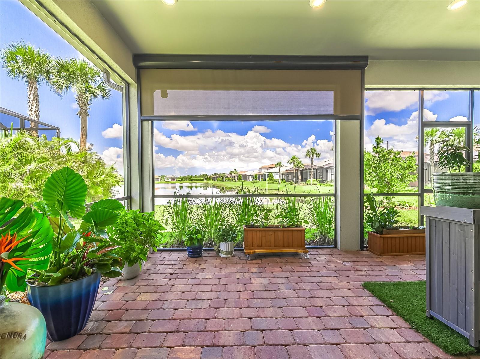 DEL WEBB LAKEWOOD RANCH - Residential