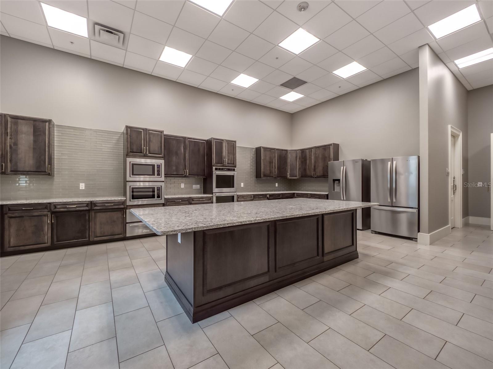 DEL WEBB LAKEWOOD RANCH - Residential