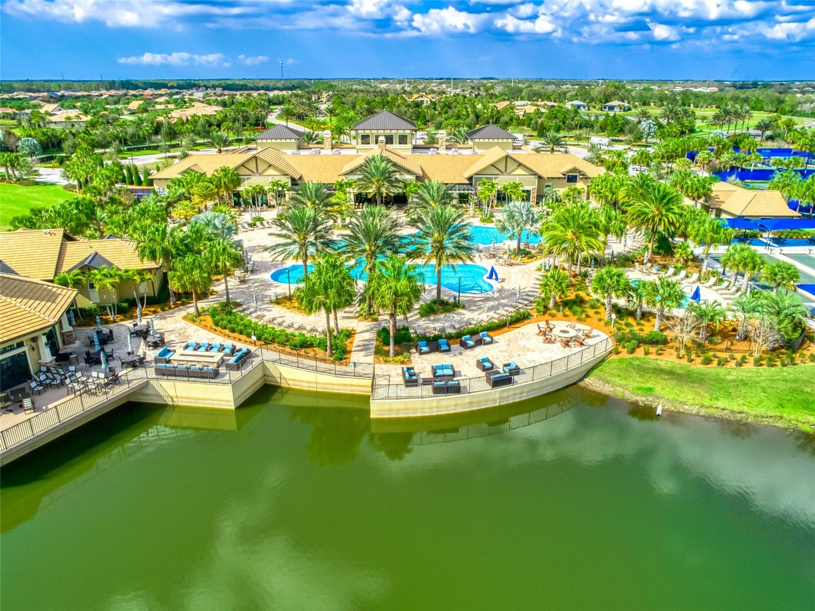 DEL WEBB LAKEWOOD RANCH - Residential