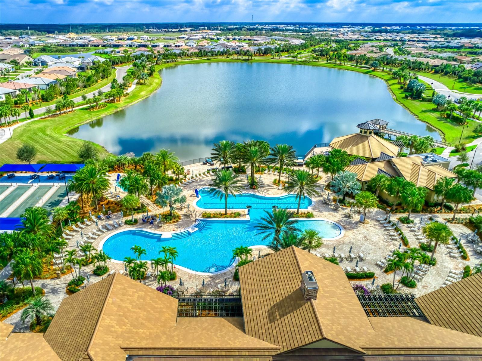 DEL WEBB LAKEWOOD RANCH - Residential