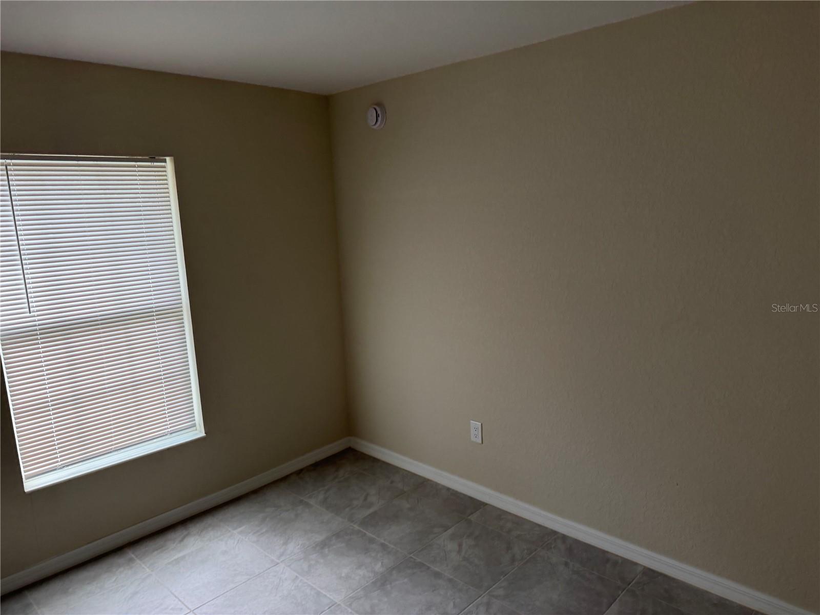 RAINBOW ACRES UN 04 - Residential