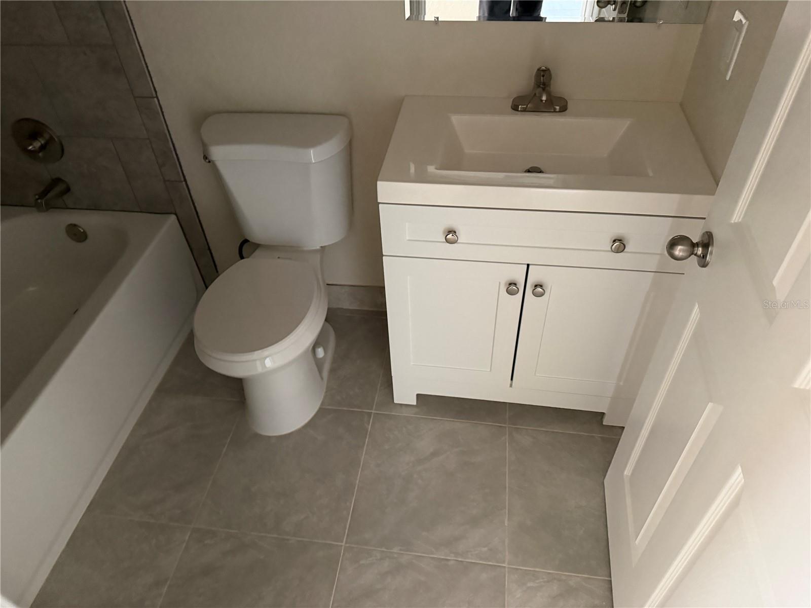 5562 SW 206TH AVENUE