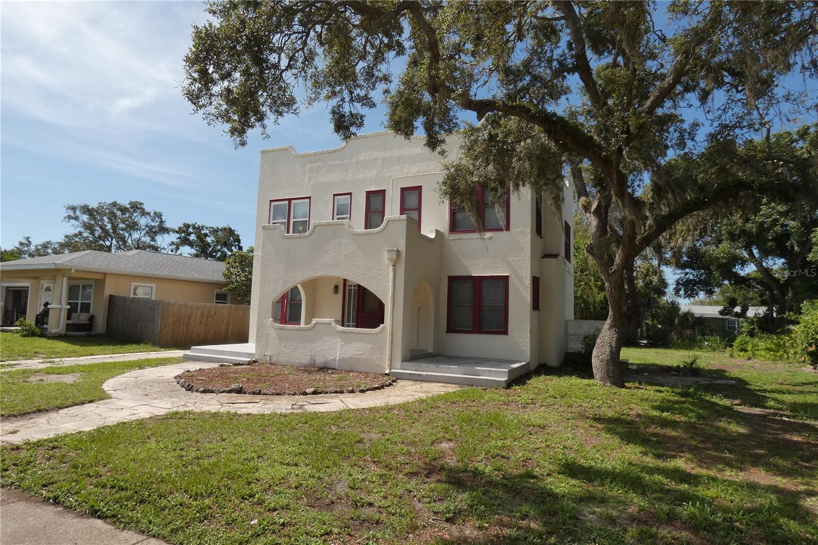 Mediterranean revival Gulfport Duplex conveniently located near beaches, Downtown St Petersburg and bay bridges via 275. Updated 2 bedrooms, 1 baths, Ground floor apartment with Living room/family room. 2nd bedroom is perfect for a large home office. 900 sq ft. Newer kitchen and flooring, Updated bathroom(shower only), Central heat and air. Freshly painted, resilient wood plank flooring, grounds care, Washer/dryer hook ups in kitchen. Small pets OK. Won't last!