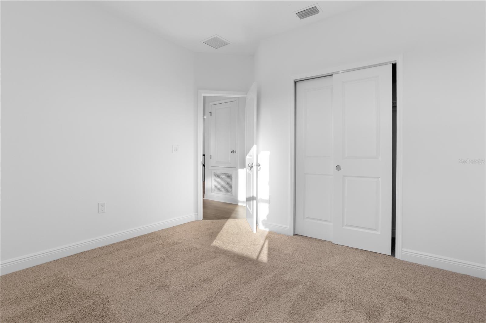 VILLAGES/MINNEOLA HILLS PH 4 - Residential Lease