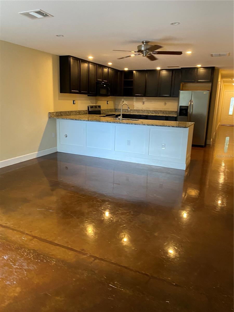 LONG MEADOW - Residential Lease