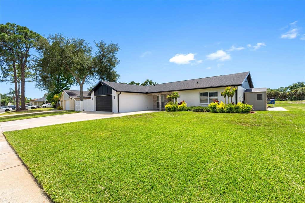 Photo of 16206 W Course Drive, Tampa, FL 33624 (MLS # TB8517337)