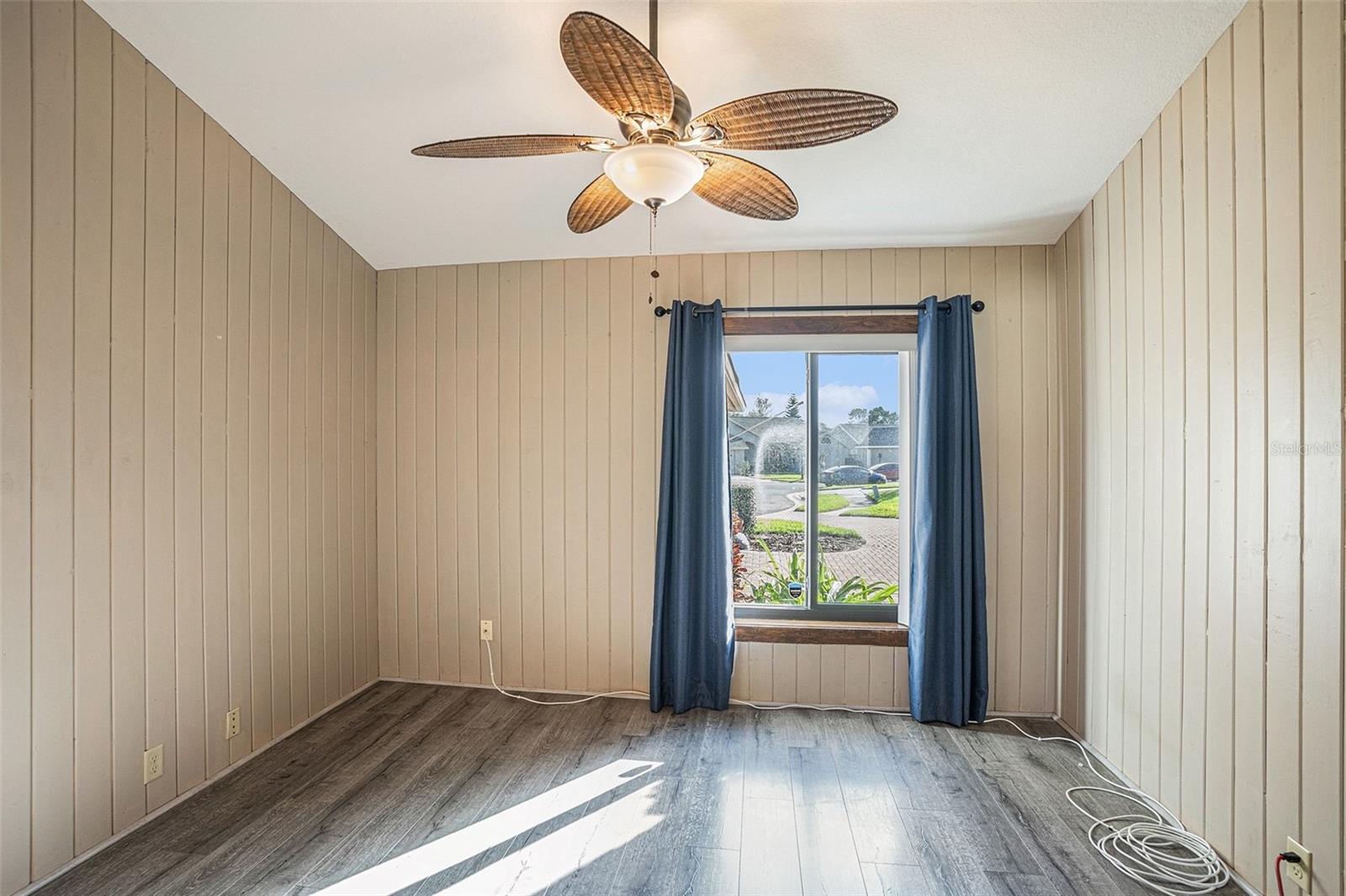 BERKLEY WOODS - Residential