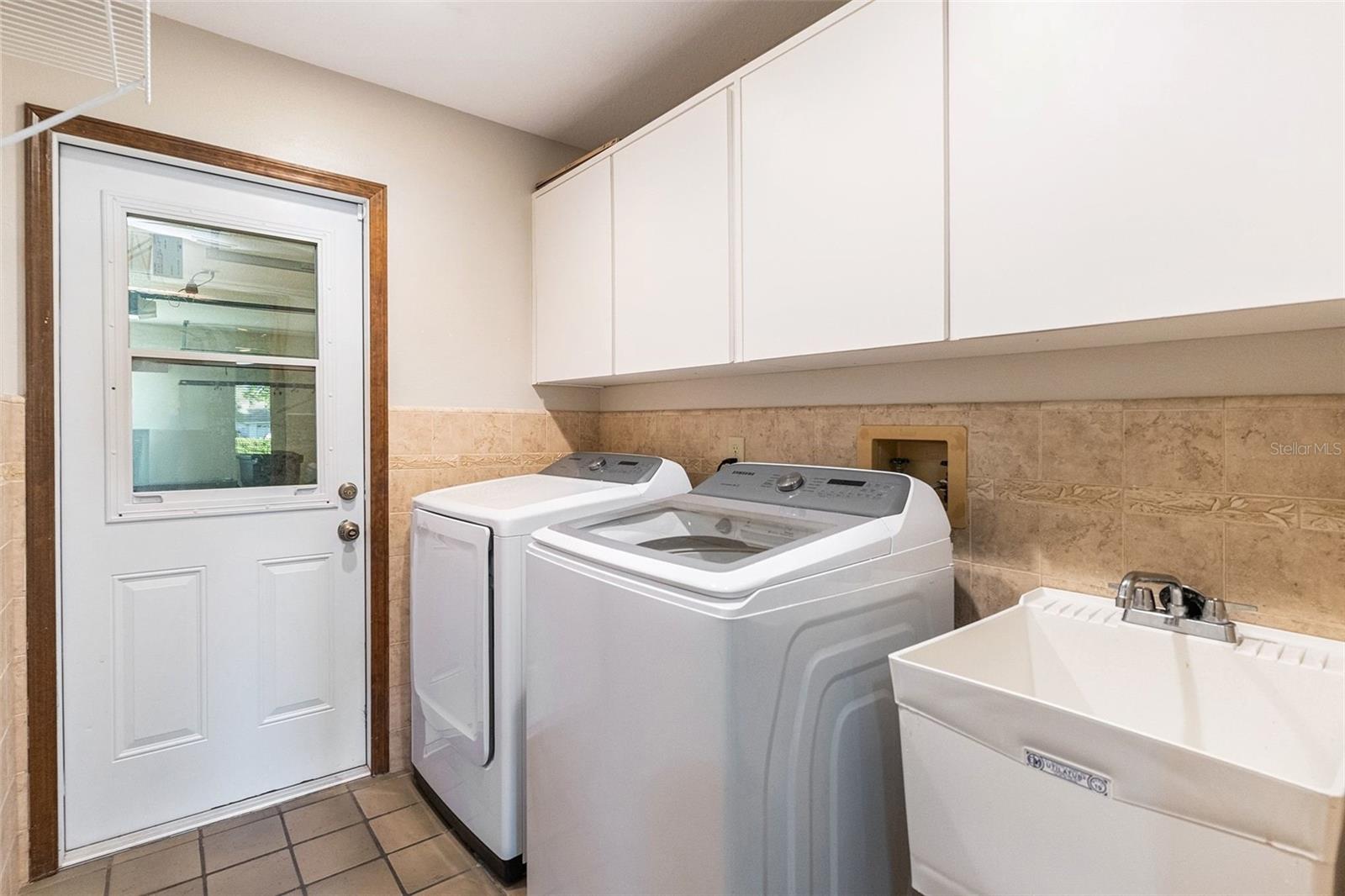 BERKLEY WOODS - Residential