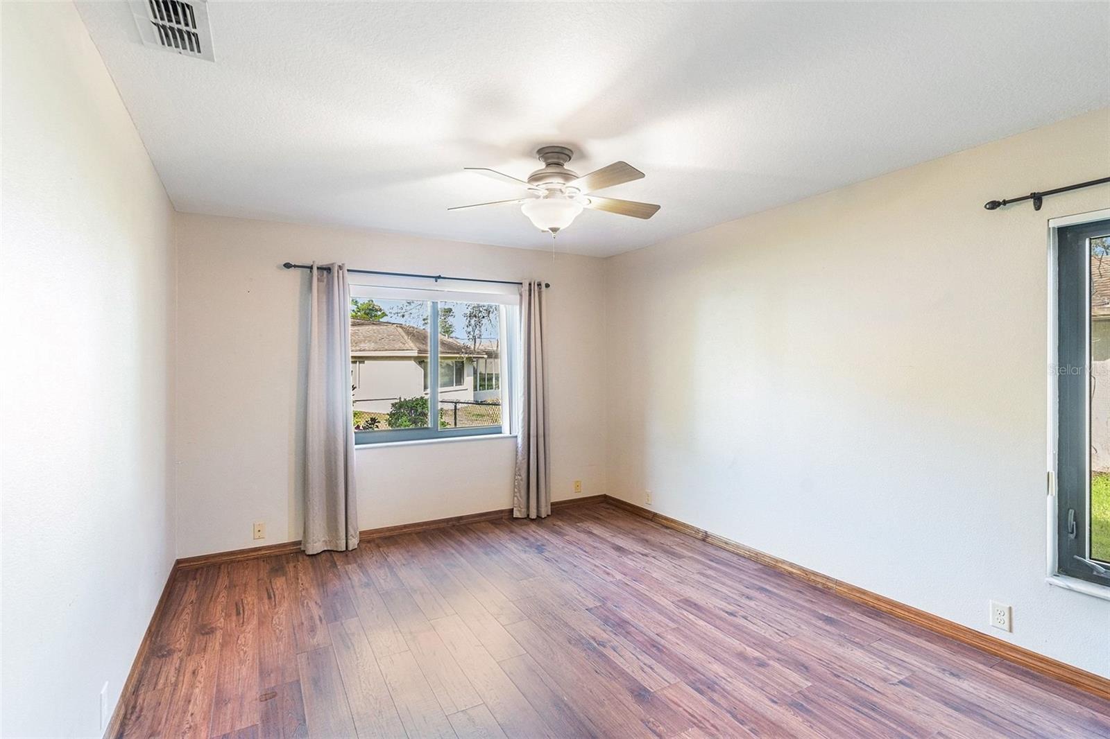 BERKLEY WOODS - Residential