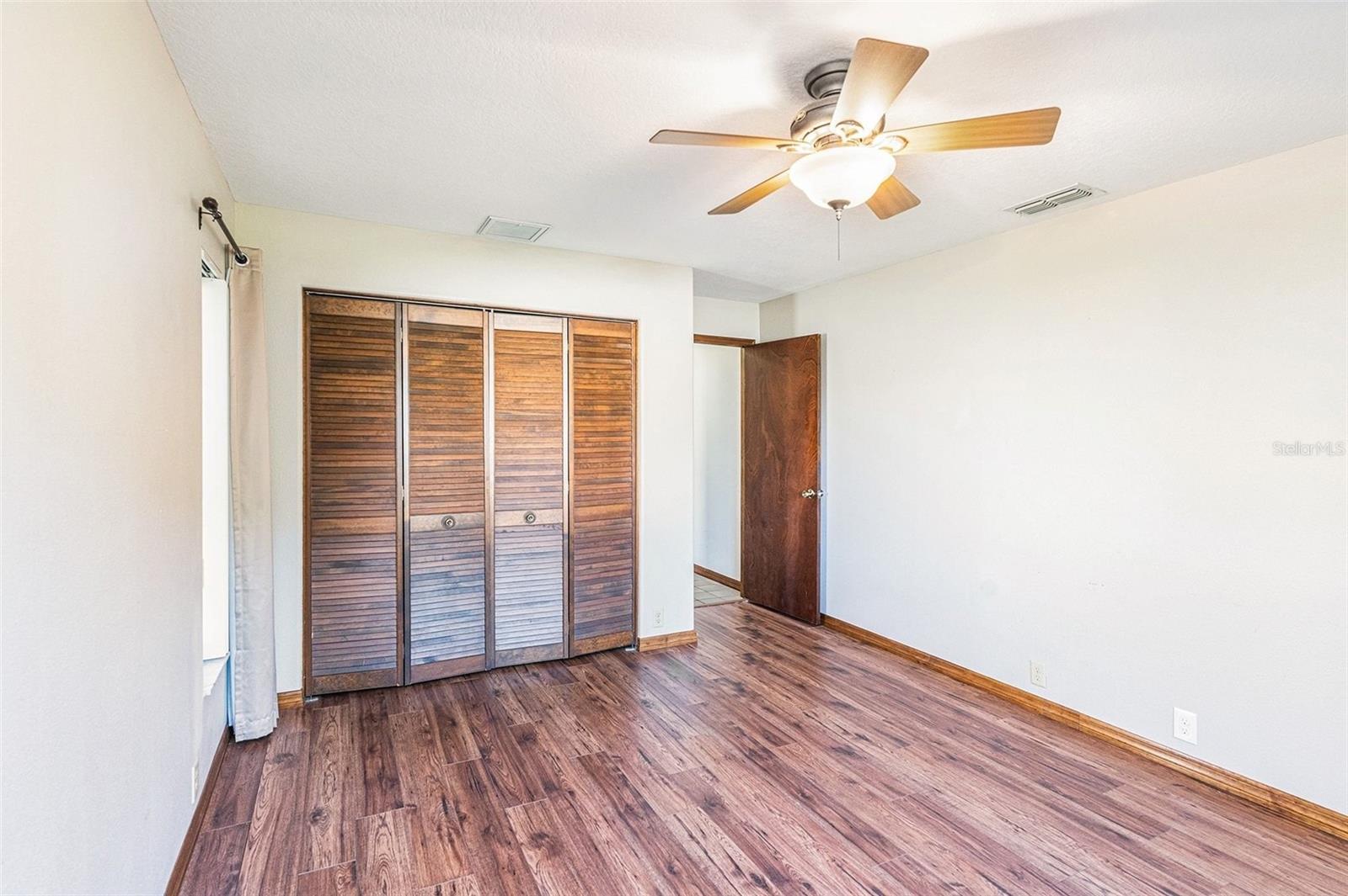 BERKLEY WOODS - Residential