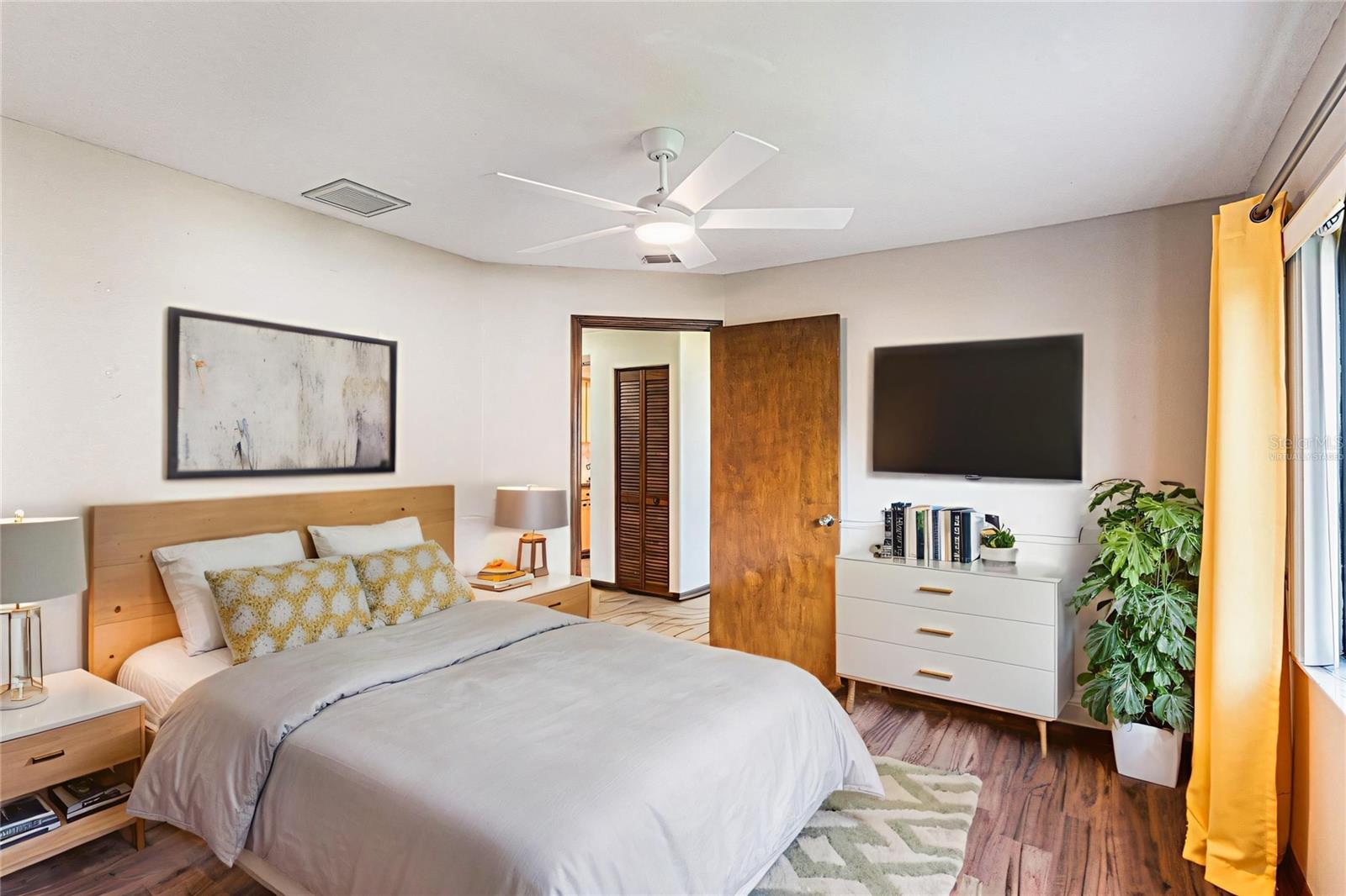 BERKLEY WOODS - Residential