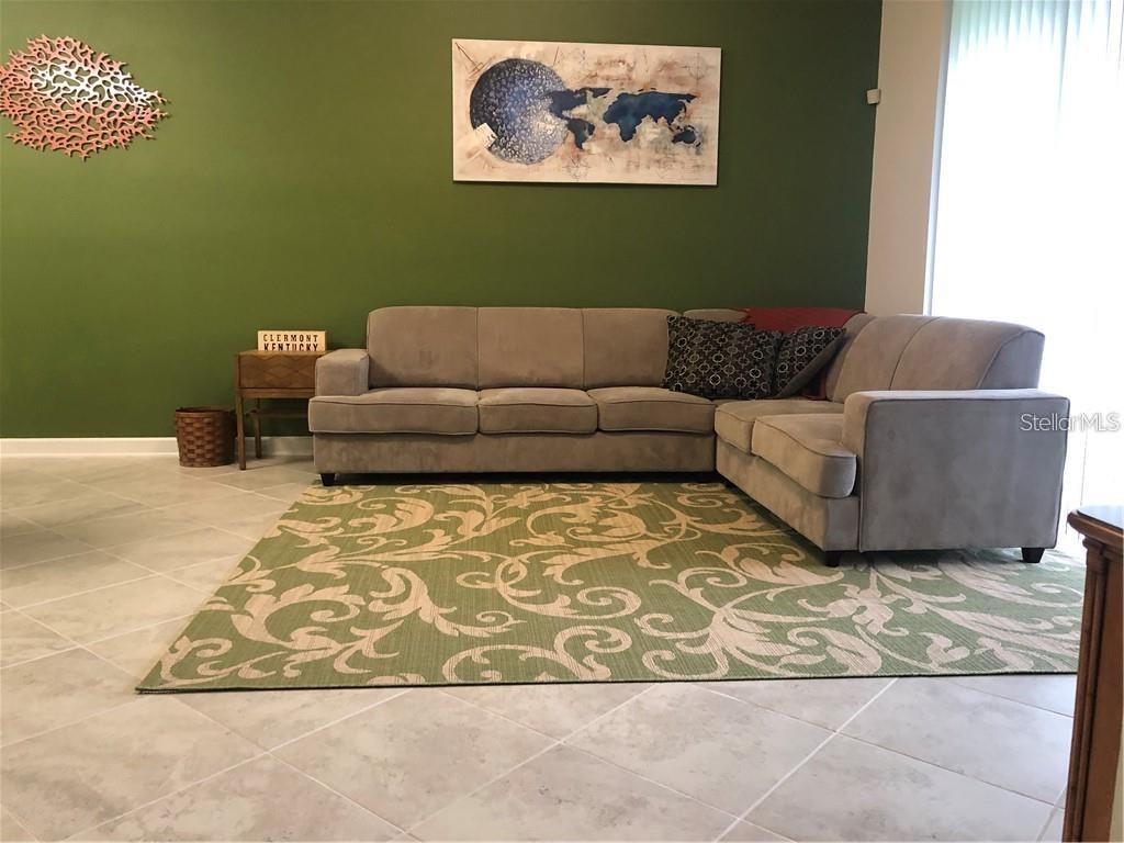 CHAMPIONS CLUB A - Residential Lease