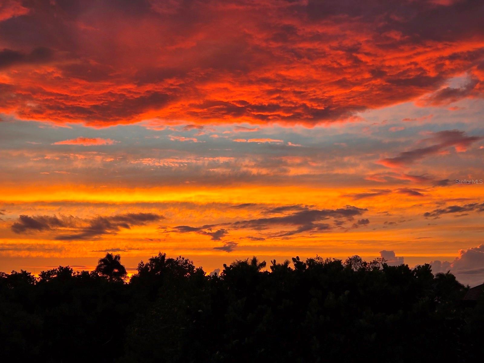 2000 MIDWAY ESTATES - Residential