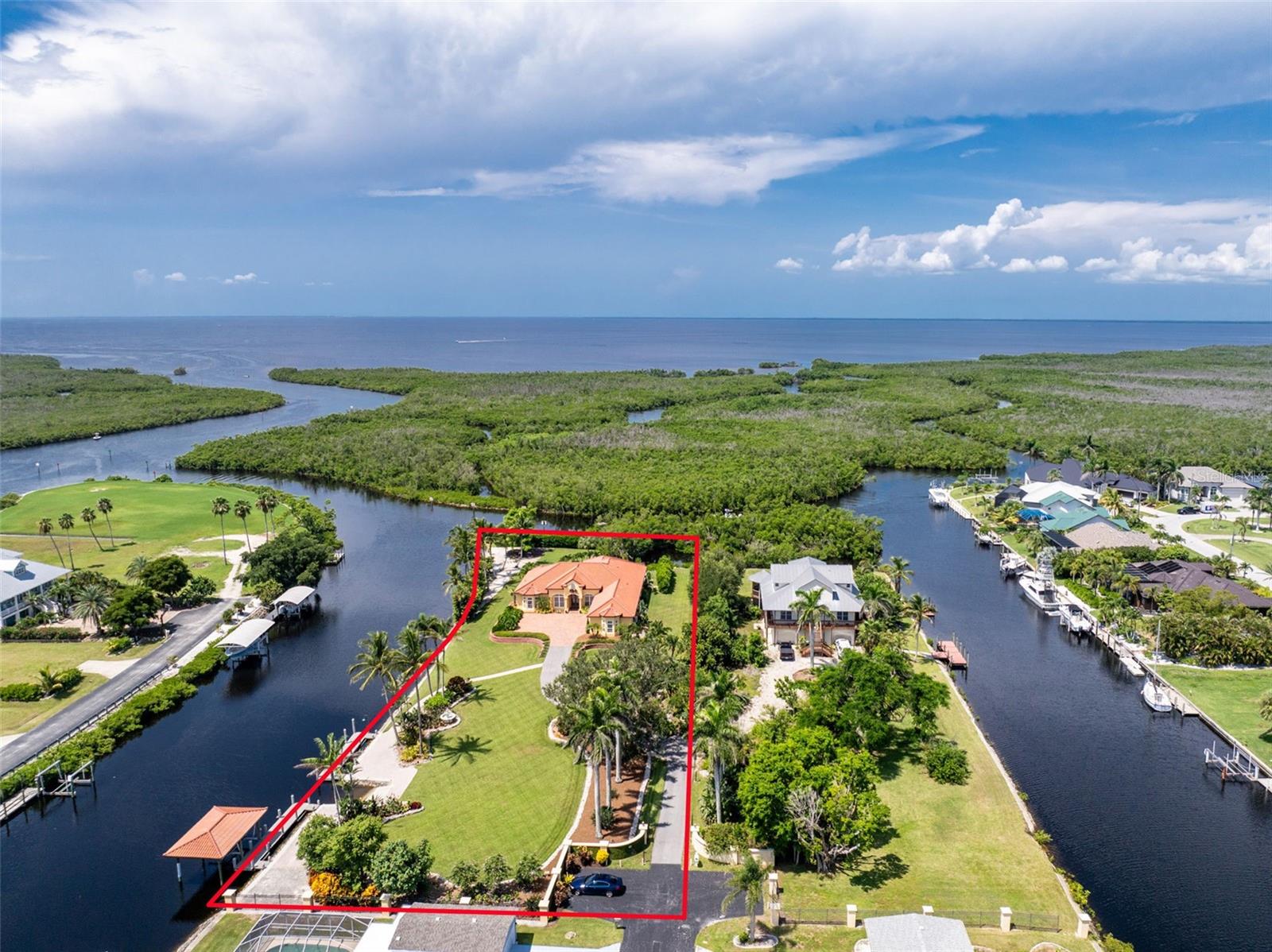 2000 MIDWAY ESTATES - Residential