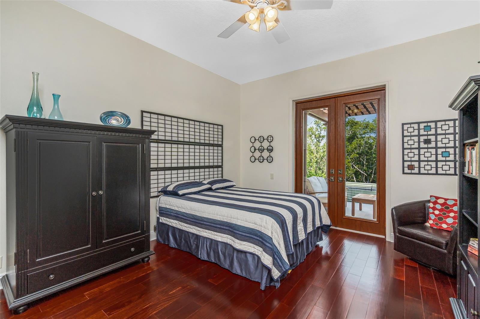 2000 MIDWAY ESTATES - Residential