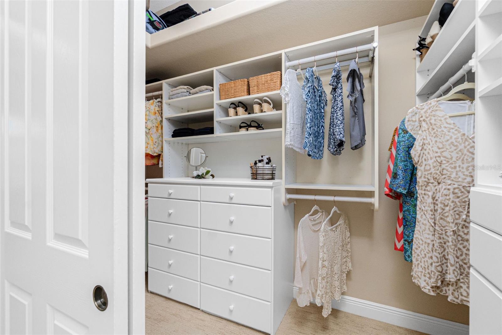 2000 MIDWAY ESTATES - Residential