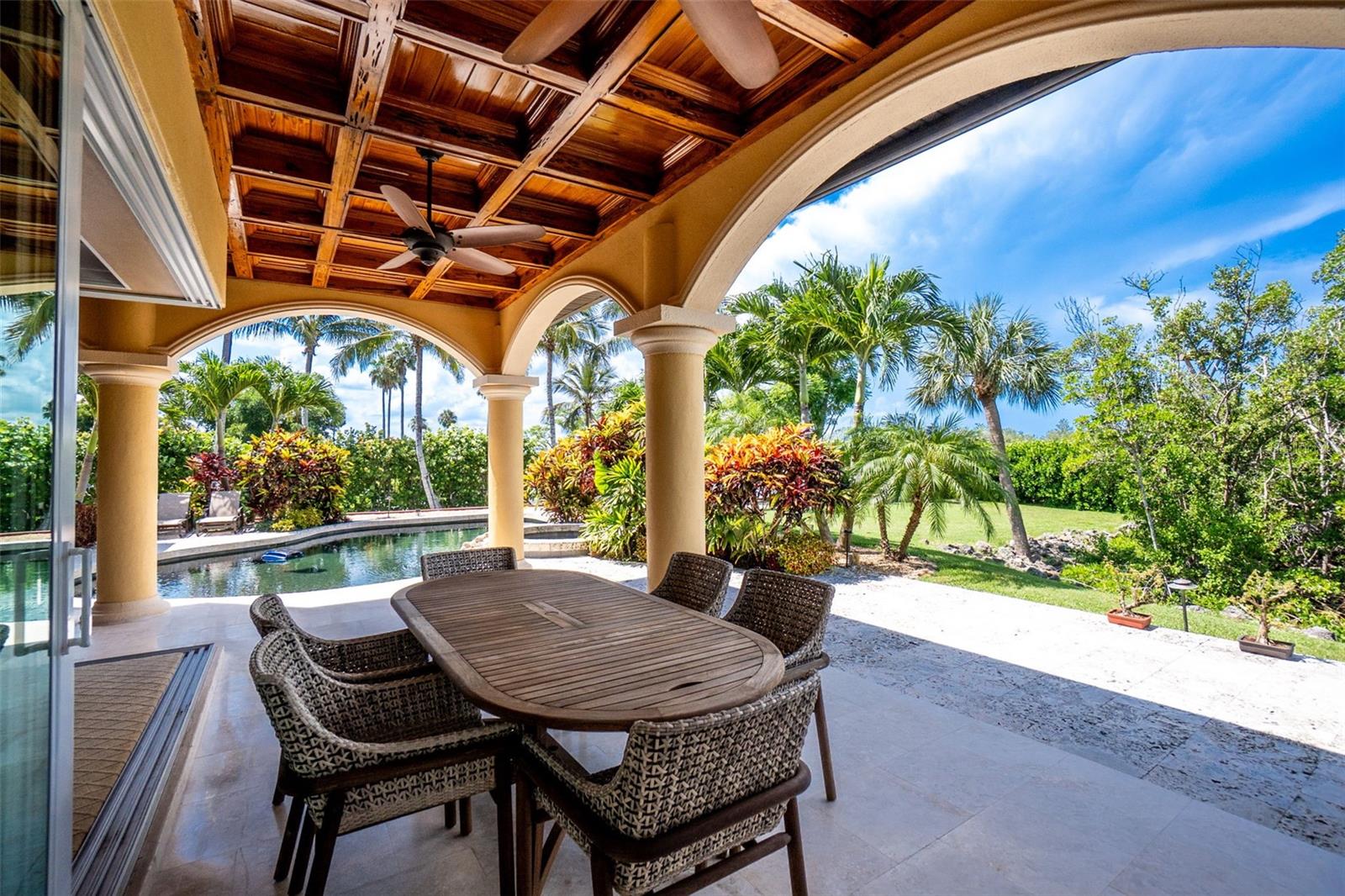 2000 MIDWAY ESTATES - Residential