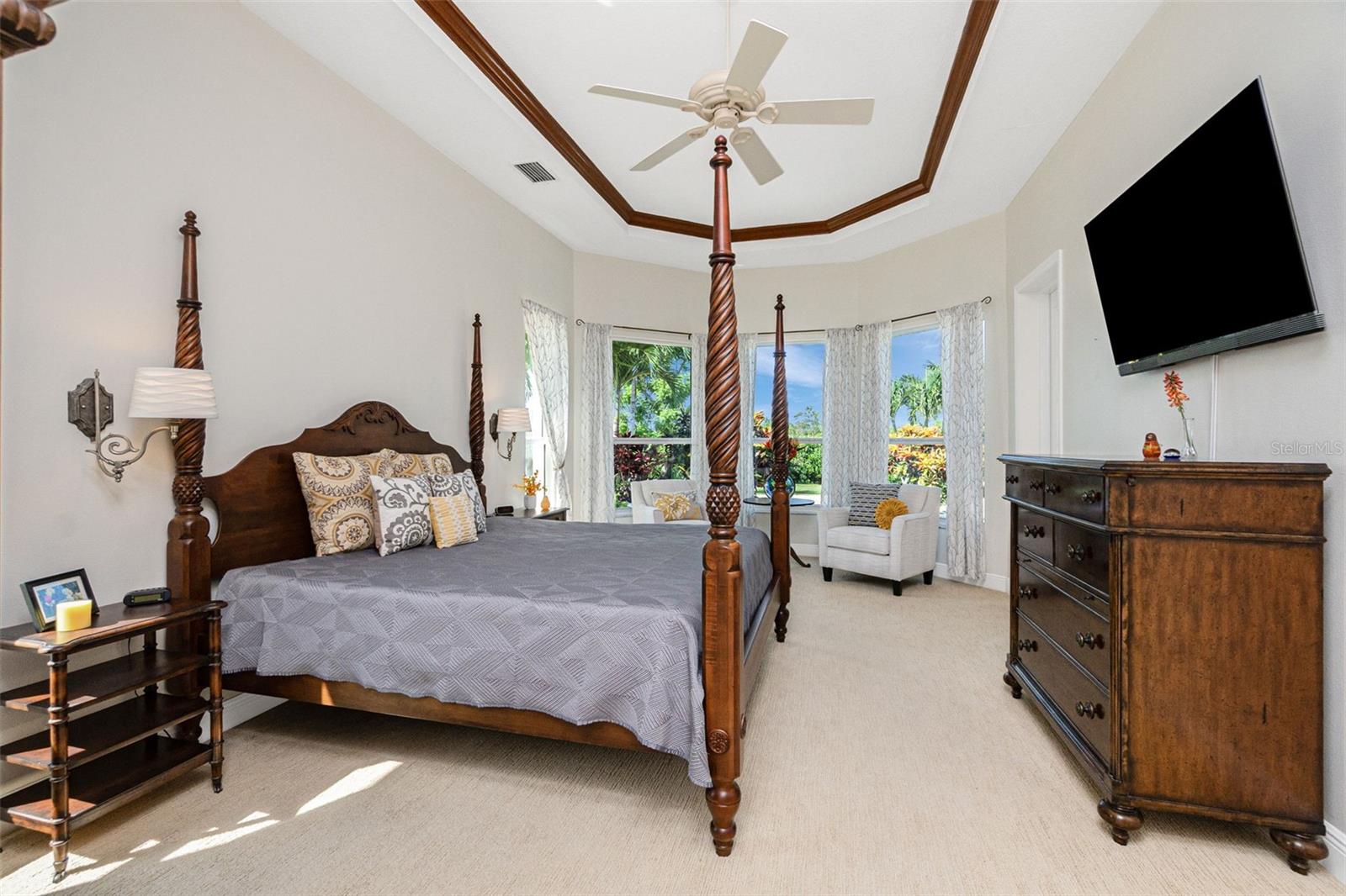 2000 MIDWAY ESTATES - Residential