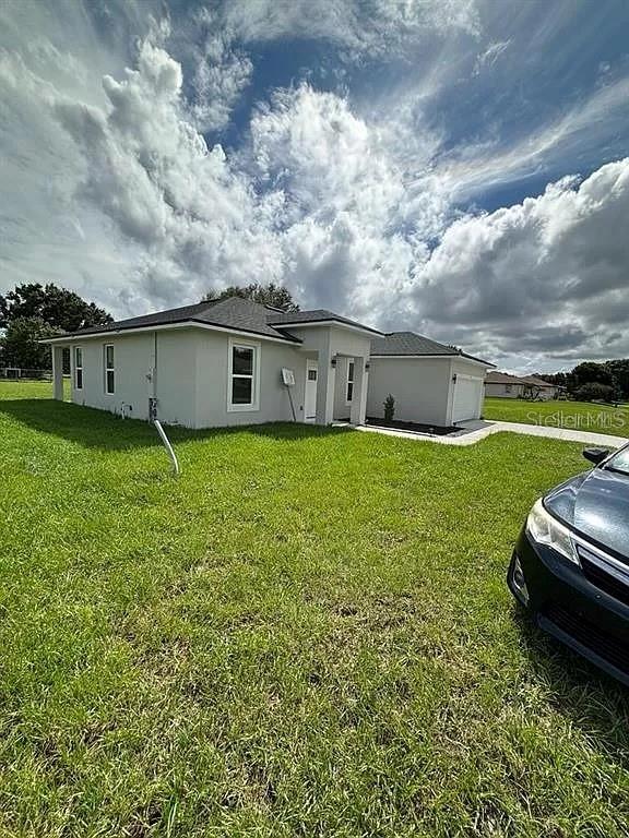 PINE RIDGE CIRCLE SUB - Residential Lease