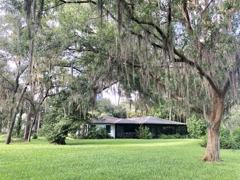 A home in WESLEY CHAPEL