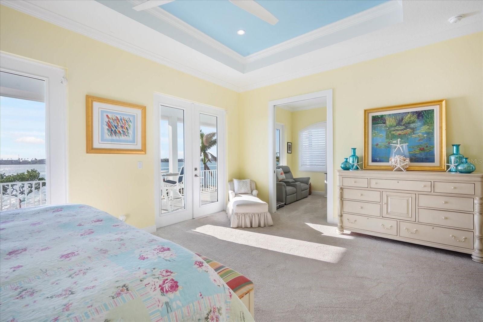 SUNSET HARBOR - Residential