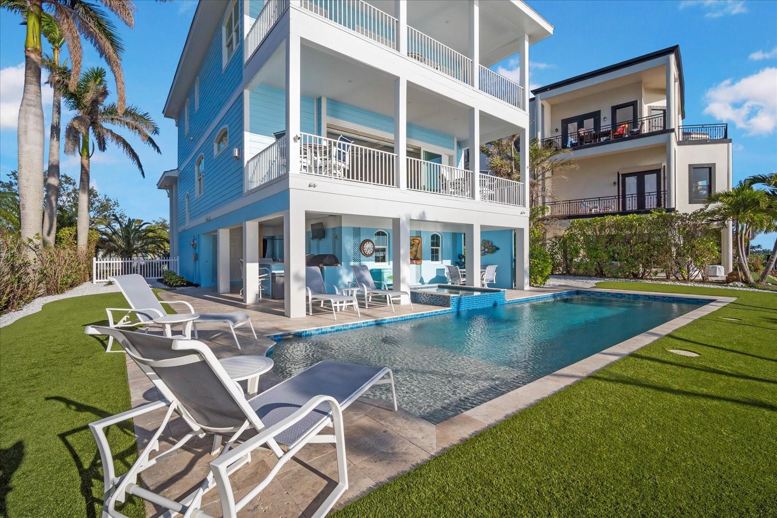 SUNSET HARBOR - Residential