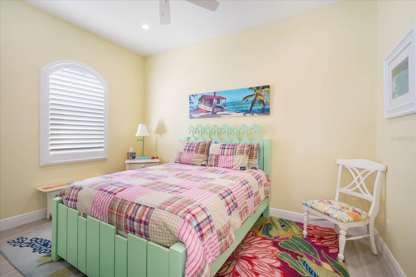 SUNSET HARBOR - Residential