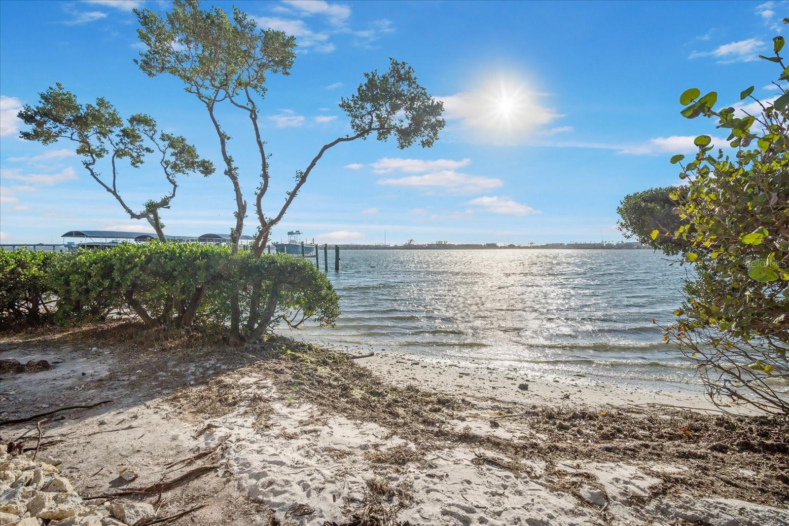 SUNSET HARBOR - Residential