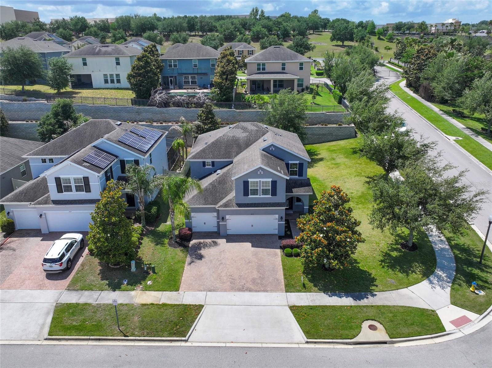 HARVEST LANDING - Residential