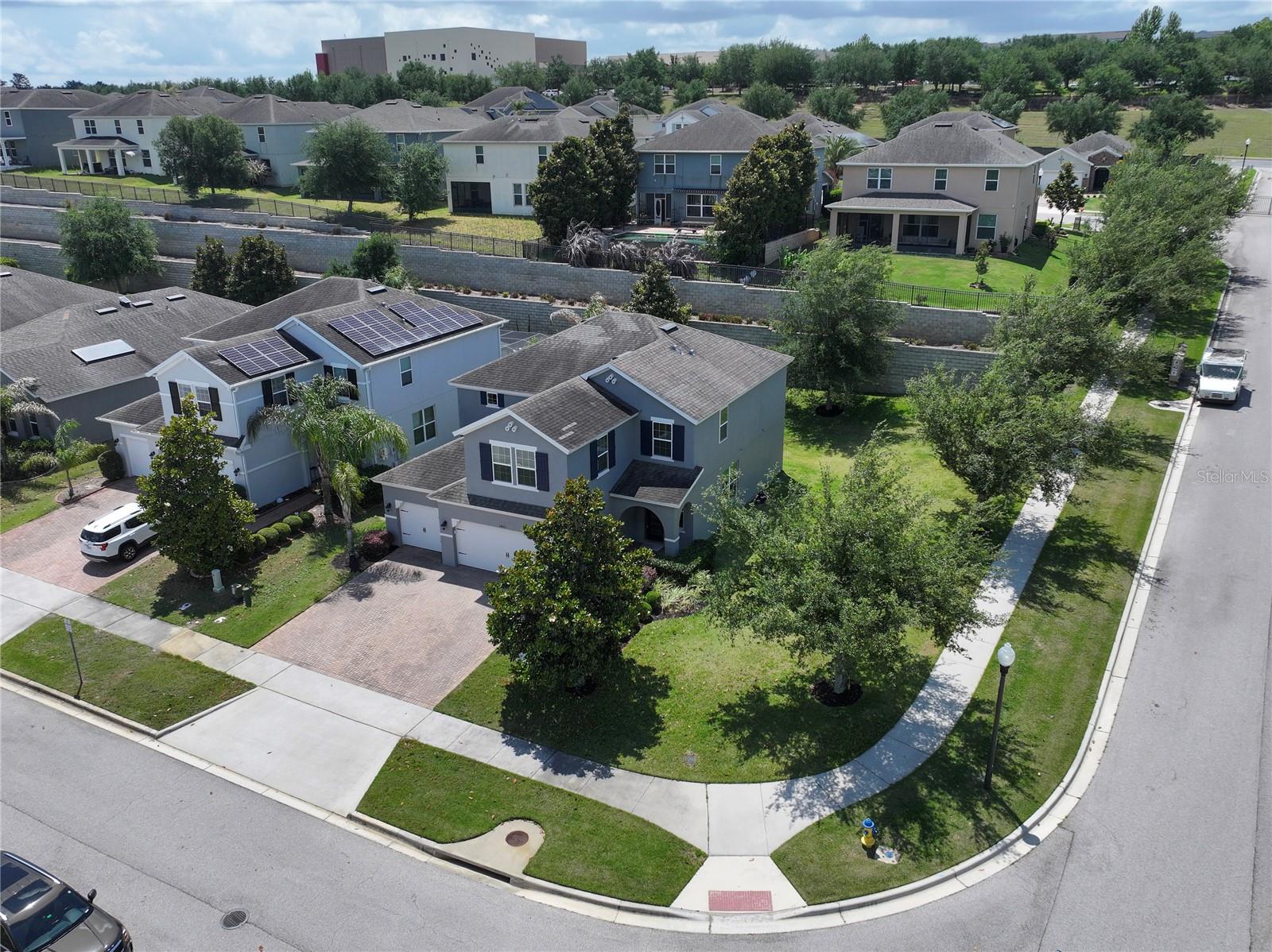 HARVEST LANDING - Residential