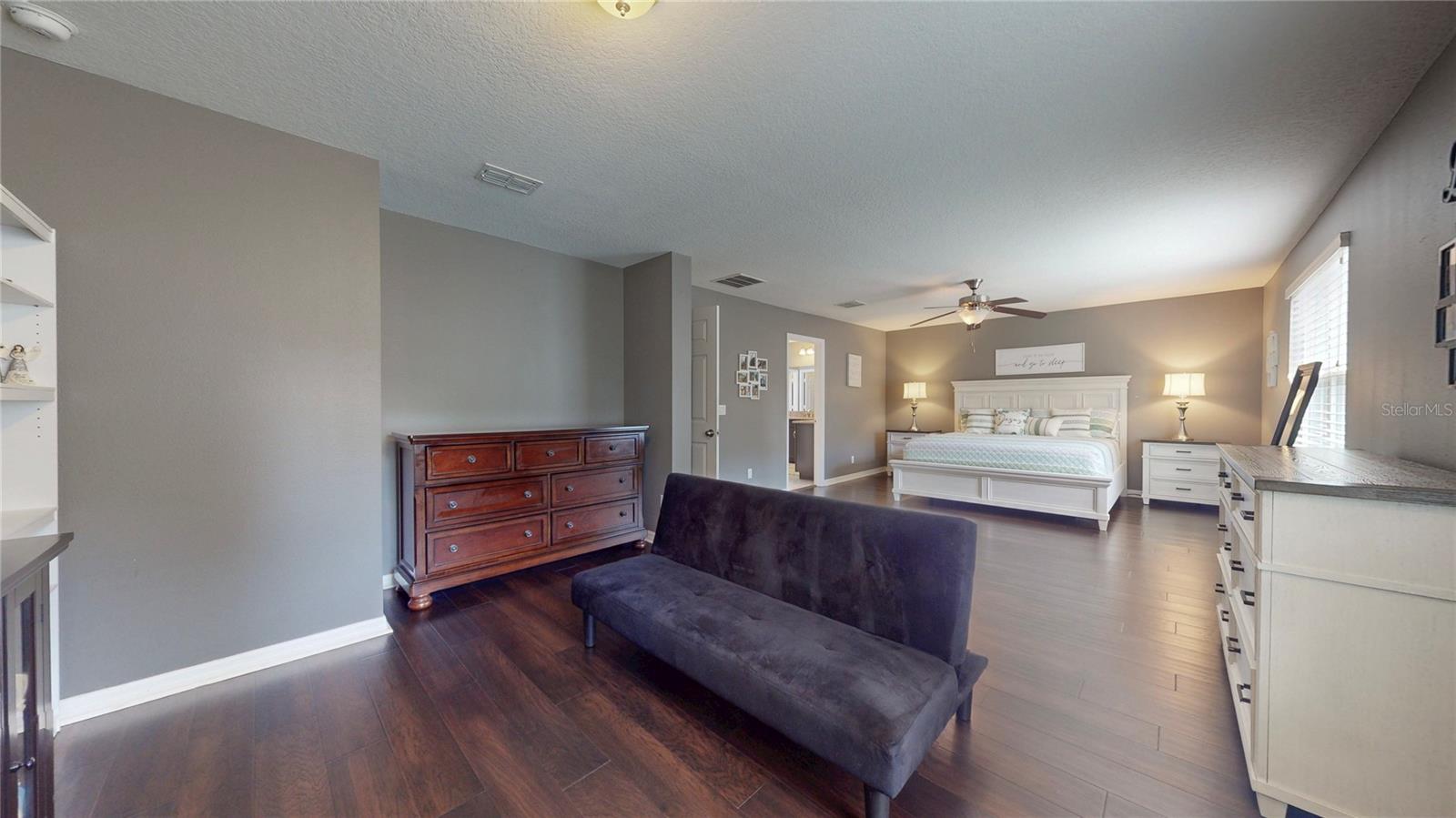 HARVEST LANDING - Residential