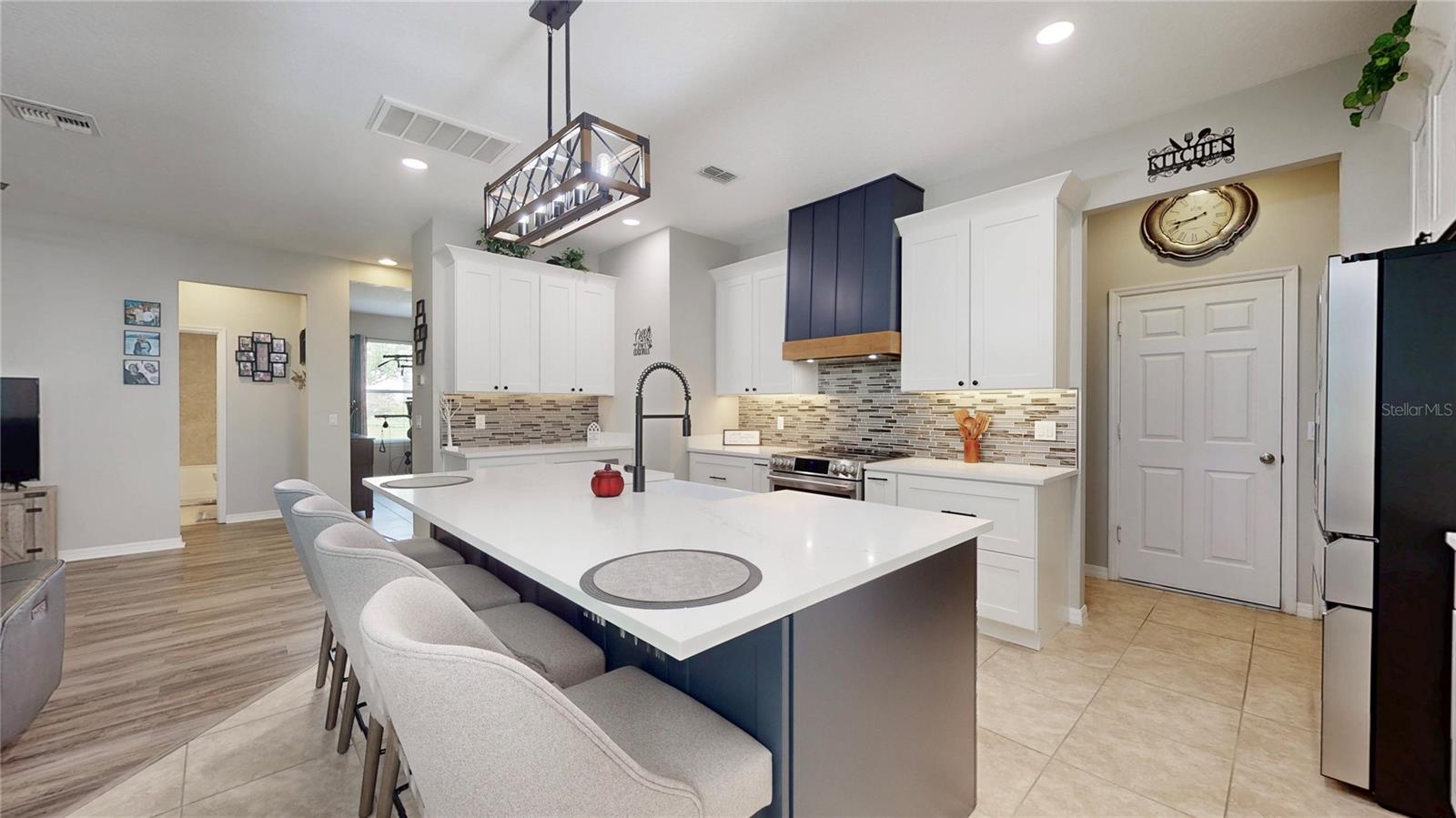 HARVEST LANDING - Residential