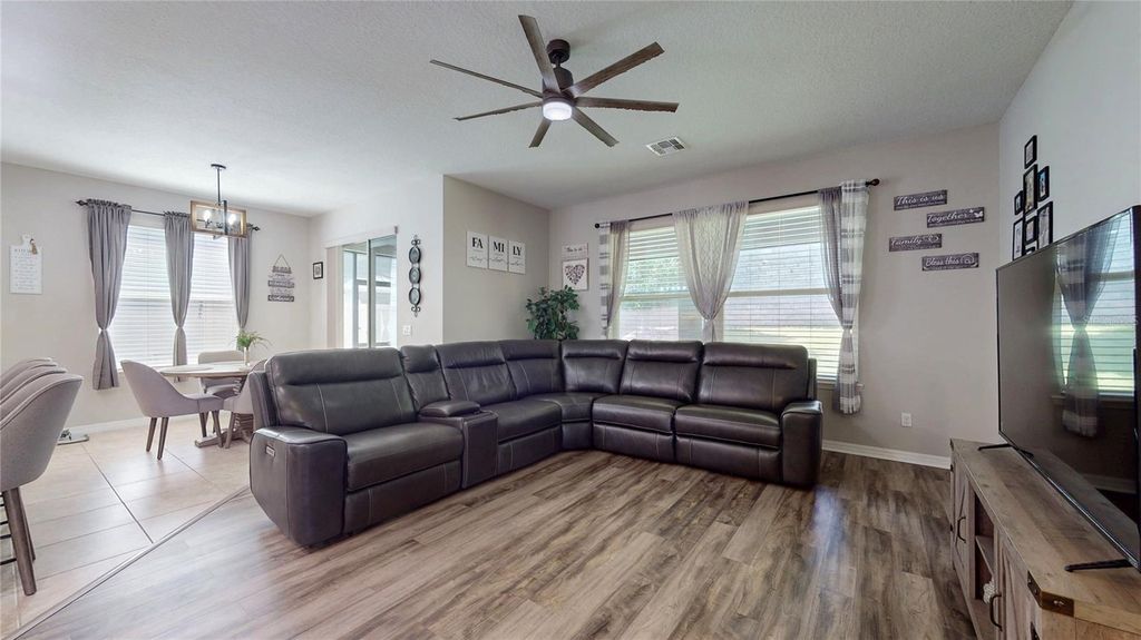 Photo of 1403 Cabot Drive, Clermont, FL 34711 (MLS # G5111669)